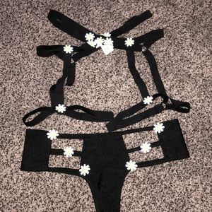 Daisy rave bottoms with harness